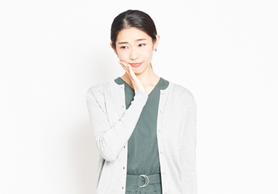 大人の矯正治療では抜歯が必要?